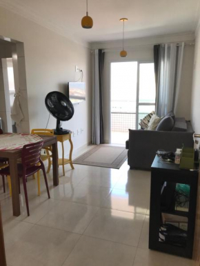 Apto super confortável a 1 quadra da praia com Wi-Fi e 02 banheiros